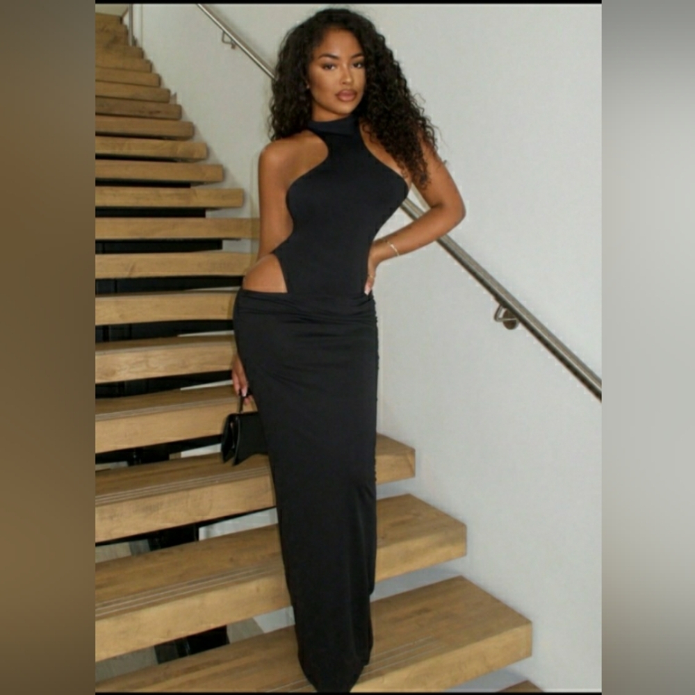 Black Cutout Halter Maxi Dress - Women